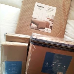 Sonoma Cotton Blanket and Vera Wang Queen Bedding Set